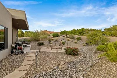 2090 N Tuweap Dr #13, Saint George, UT 84770 - Photo 37