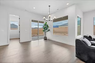 948 Mesa Ave, Toquerville, UT 84774 - Photo 17