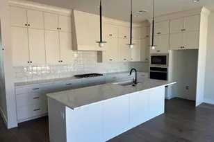 948 Mesa Ave, Toquerville, UT 84774 - Photo 3