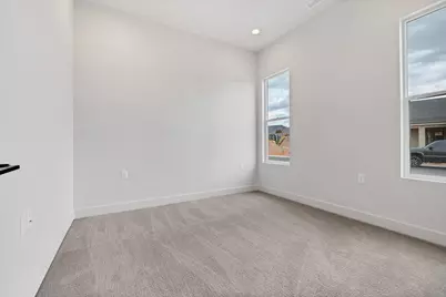 948 Mesa Ave, Toquerville, UT 84774 - Photo 7