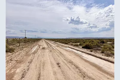 40 N 800 W, Beryl, UT 84714 - Photo 5