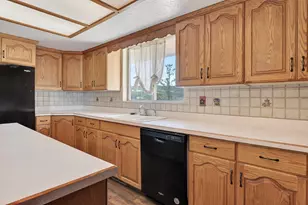 86 E 1000 S, Panguitch, UT 84759 - Photo 11