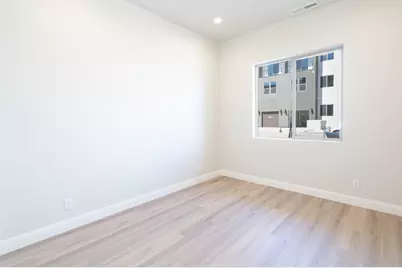 684 W High Tide Place #131, Saint George, UT 84790 - Photo 11