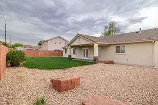 1548 W 1370 St N, Saint George, UT 84770 - Photo 3