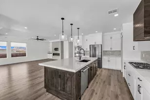 662 S 1800 W, Hurricane, UT 84737 - Photo 11