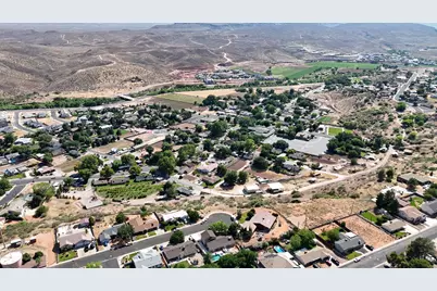 2865 Circle Dr, Santa Clara, UT 84765 - Photo 9