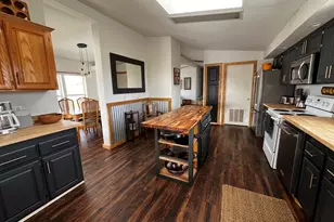 585 S Center St, Escalante, UT 84726 - Photo 9