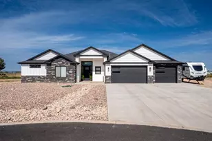 3977 Monarch Dr, Cedar City, UT 84721 - Photo 1