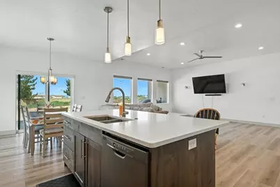 3977 Monarch Dr, Cedar City, UT 84721 - Photo 15