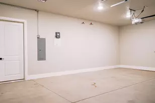 760 W Claystone Dr, Saint George, UT 84790 - Photo 41