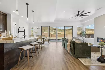 580 S 1800 W #16, Hurricane, UT 84737 - Photo 3