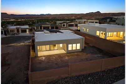 580 S 1800 W #16, Hurricane, UT 84737 - Photo 31