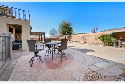 969 E Outlaw Gulch, Washington, UT 84780 - Photo 5