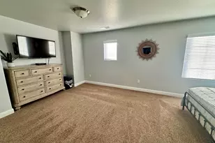1892 Vacation Ln, Washington, UT 84780 - Photo 9