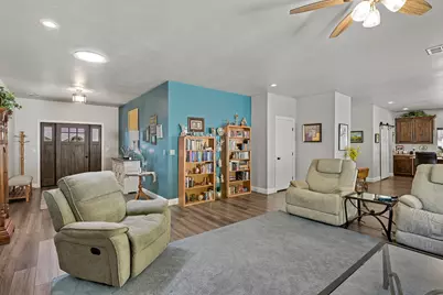 171 N Beacon Hill Dr, Cedar City, UT 84720 - Photo 11