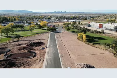 263 E Cedar Ridge Cir, Cedar City, UT 84720 - Photo 25