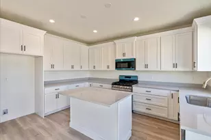 2265 E Morning Glory Way, Eagle Mountain, UT 84005 - Photo 9