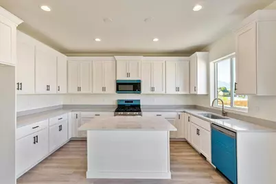 2265 E Morning Glory Way, Eagle Mountain, UT 84005 - Photo 7