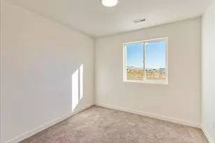 2265 E Morning Glory Way, Eagle Mountain, UT 84005 - Photo 17