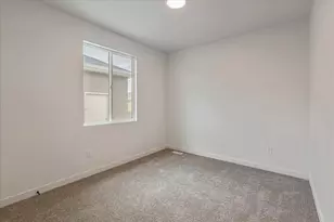 2305 E Morning Glory Way Way, Eagle Mountain, UT 84005 - Photo 17