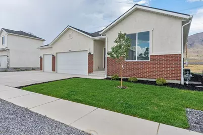 2305 E Morning Glory Way Way, Eagle Mountain, UT 84005 - Photo 1