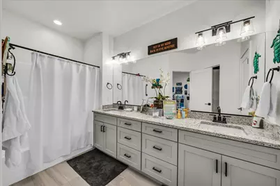 266 E 260 N, Washington, UT 84780 - Photo 13