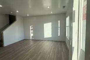 1054 E Malibu Ln, Washington, UT 84780 - Photo 3