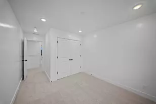 954 E Malibu Dr, Washington, UT 84780 - Photo 25