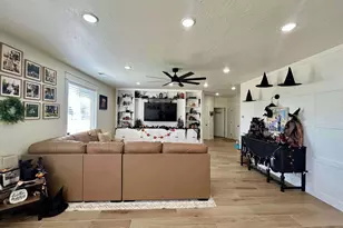 231 S 400 E, Enterprise, UT 84725 - Photo 9