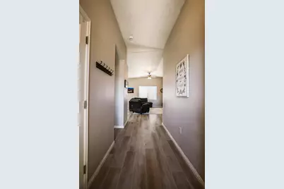 2031 E Colorado St #204, Saint George, UT 84790 - Photo 13