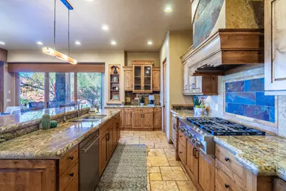 2919 N Chinle Cir, Saint George, UT 84770 - Photo 35