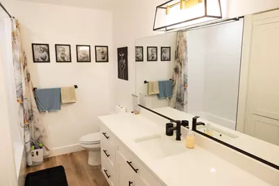 686 N 275 W #1, La Verkin, UT 84745 - Photo 17