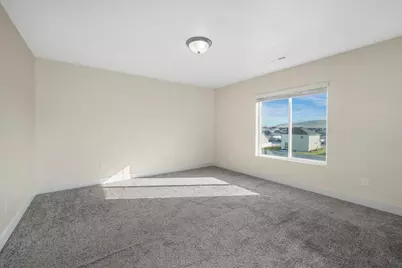 5214 Folkstone Drive Dr, Eagle Mountain, UT 84005 - Photo 13