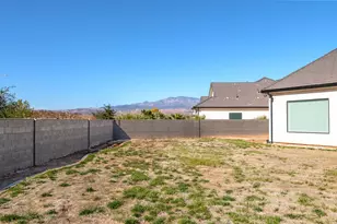 4370 S Secretariat Dr, Washington, UT 84780 - Photo 45