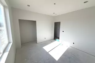 1007 W Rock View Dr, Hurricane, UT 84737 - Photo 9