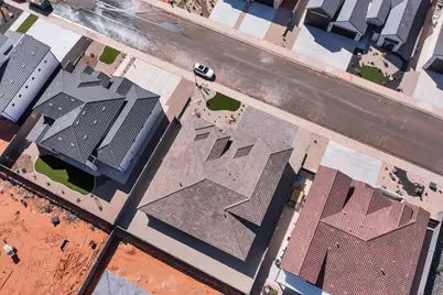 4838 W 2020 S, Hurricane, UT 84737 - Photo 13