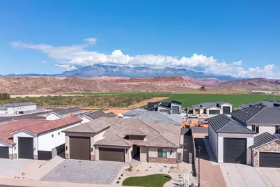 4838 W 2020 S, Hurricane, UT 84737 - Photo 5