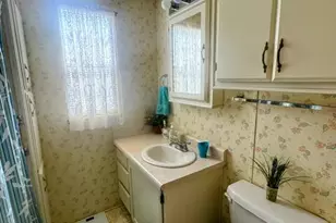 180 N 1100 E, Washington, UT 84780 - Photo 11