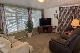 180 N 1100 E, Washington, UT 84780 - Photo 3