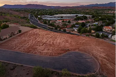 584 S Dixie Dr, Saint George, UT 84770 - Photo 3