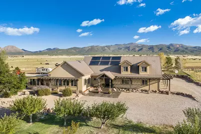1109 E 400 S, New Harmony, UT 84757 - Photo 5
