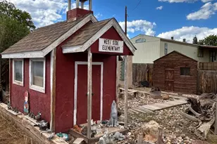 135 N 100 W, Escalante, UT 84726 - Photo 29