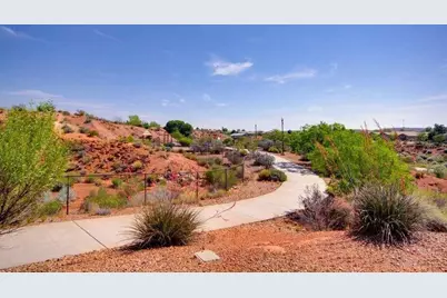 2445 E White Horse Dr, Washington, UT 84780 - Photo 49