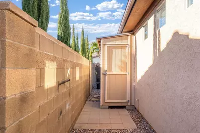 2445 E White Horse Dr, Washington, UT 84780 - Photo 35