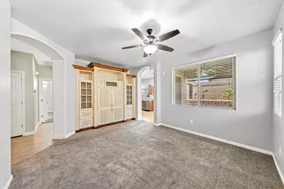 2445 E White Horse Dr, Washington, UT 84780 - Photo 9