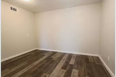 419 S 100 St E, Washington, UT 84780 - Photo 15