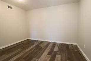 419 S 100 St E, Washington, UT 84780 - Photo 15