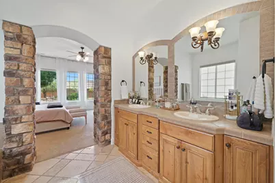 2032 E Circle Ridge Dr, Saint George, UT 84790 - Photo 17