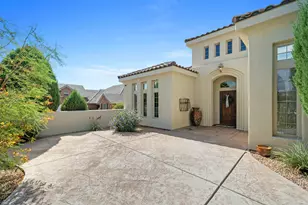 2032 E Circle Ridge Dr, Saint George, UT 84790 - Photo 3