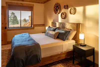 1580 S Peaches Ct, Orderville, UT 84758 - Photo 5